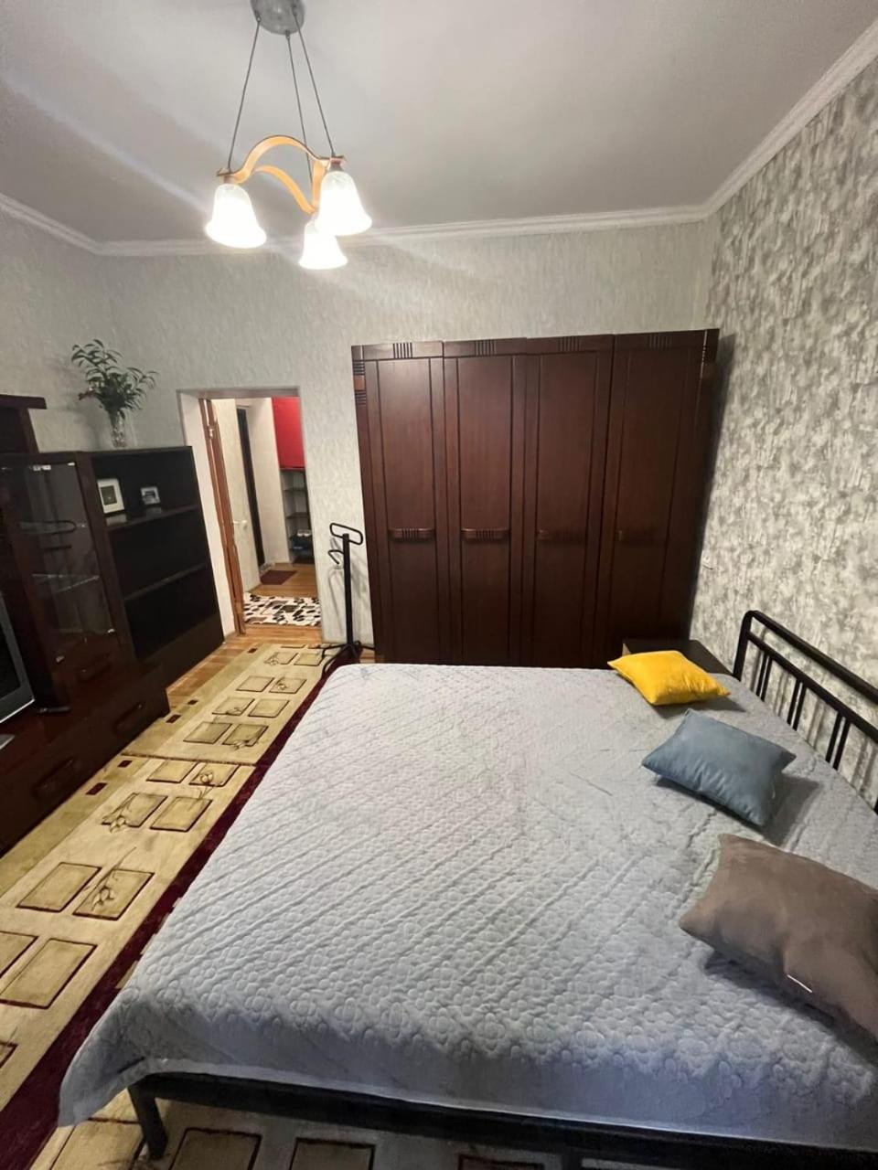 Apartments On Mustafa Ozturk Almaty Luaran gambar