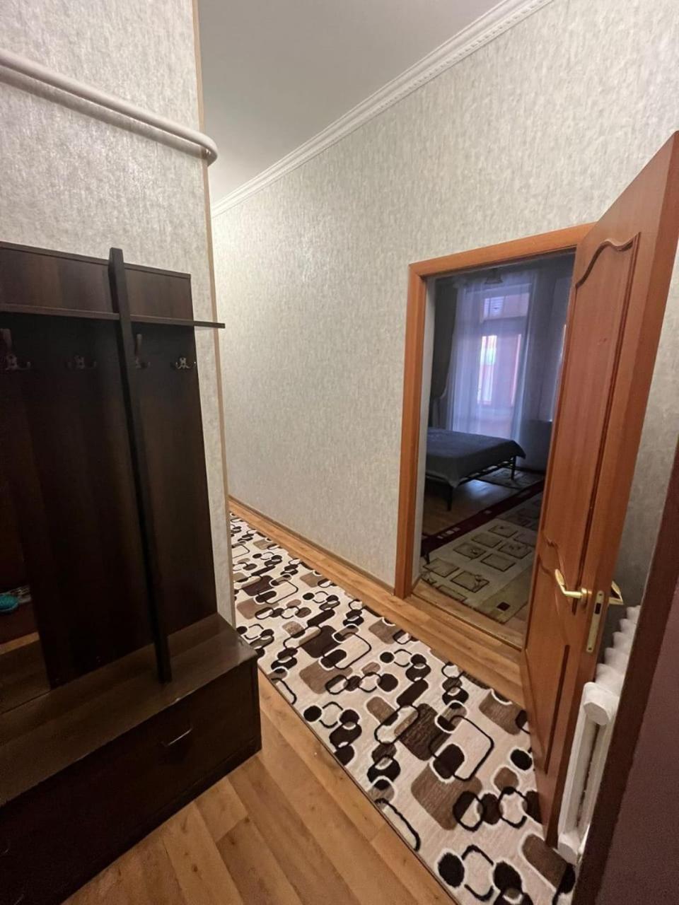 Apartments On Mustafa Ozturk Almaty Bilik gambar
