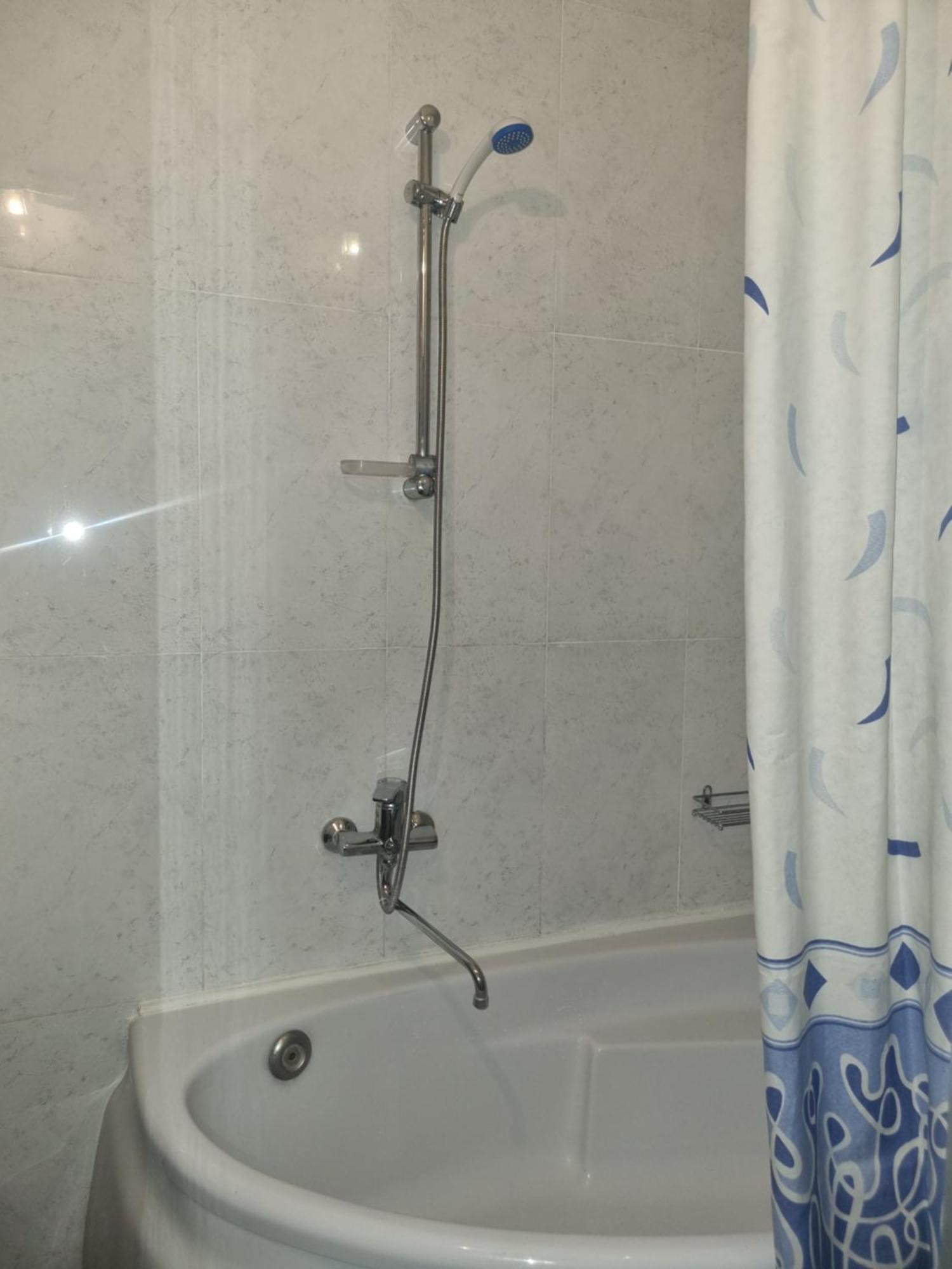 Apartments On Mustafa Ozturk Almaty Bilik gambar