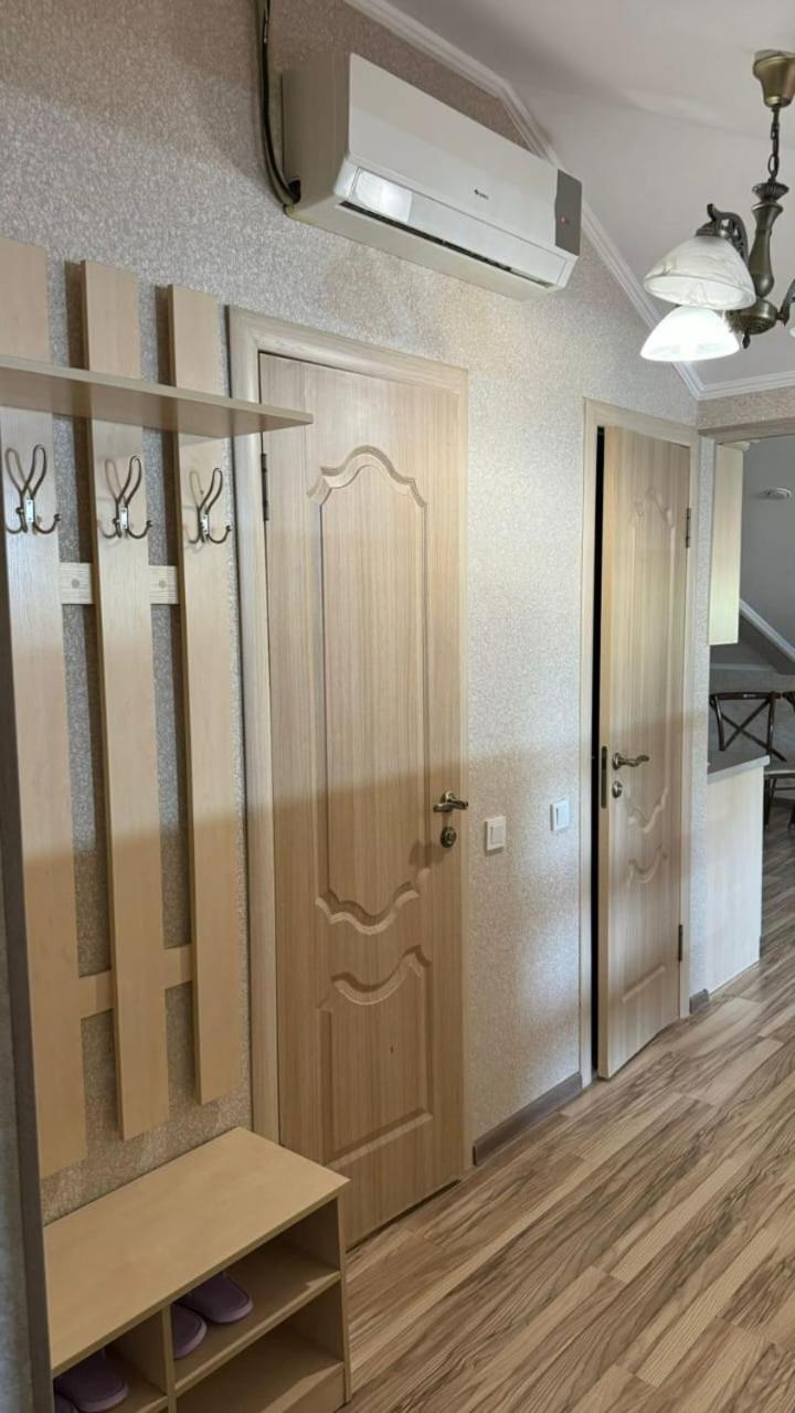 Apartments On Mustafa Ozturk Almaty Luaran gambar